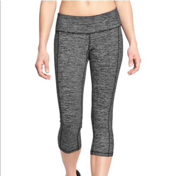Old Navy Pants - Old Navy Stripe Crop Capri Leggings Black Grey Active Size Medium